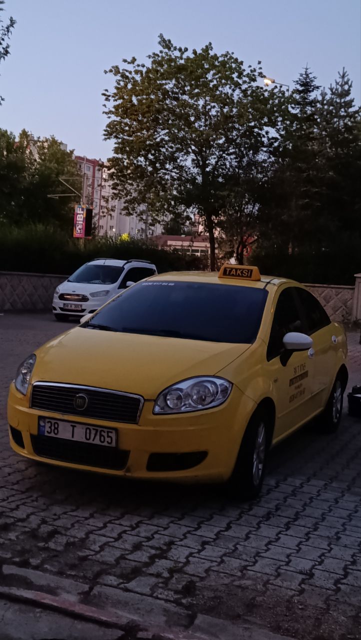 Acıbadem Taksi Tekin Murat - Fotoğraf 1